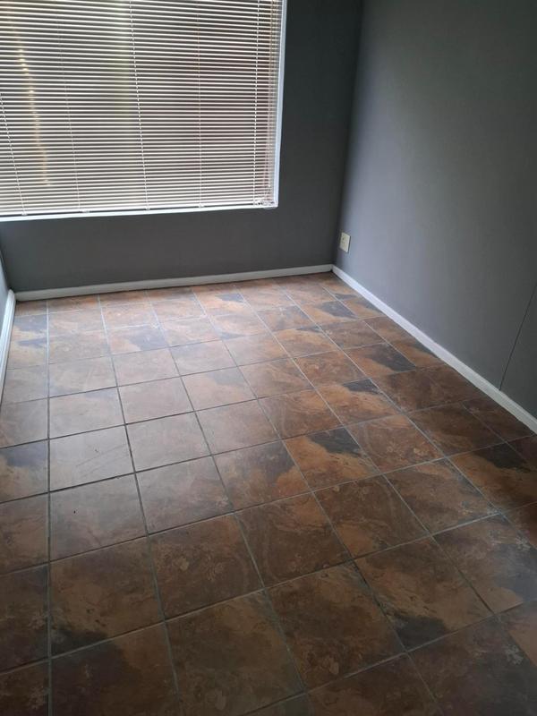 To Let 2 Bedroom Property for Rent in Bothasig Western Cape